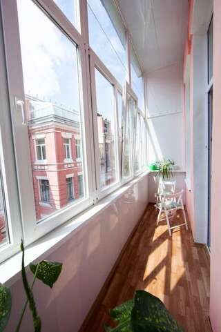 Апартаменты Apartment in Most Historic Upscale Neighborhood Киев Апартаменты с 1 спальней-2