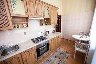 Апартаменты Apartment in Most Historic Upscale Neighborhood Киев Апартаменты с 1 спальней-3