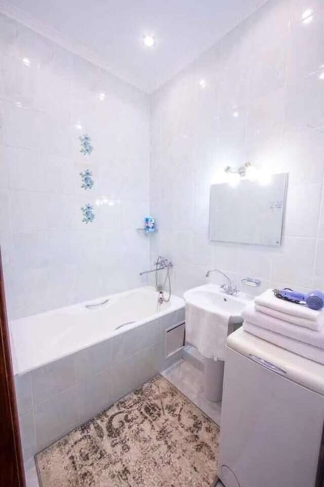 Апартаменты Apartment in Most Historic Upscale Neighborhood Киев-27